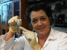 Deborah extracting mouse DNA